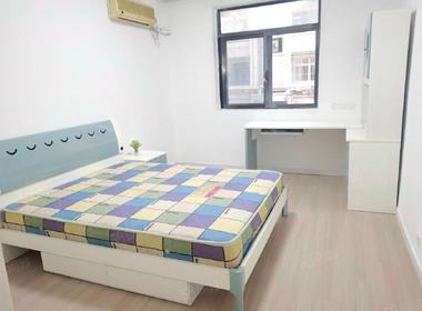 江苏路144号 2室1厅1卫