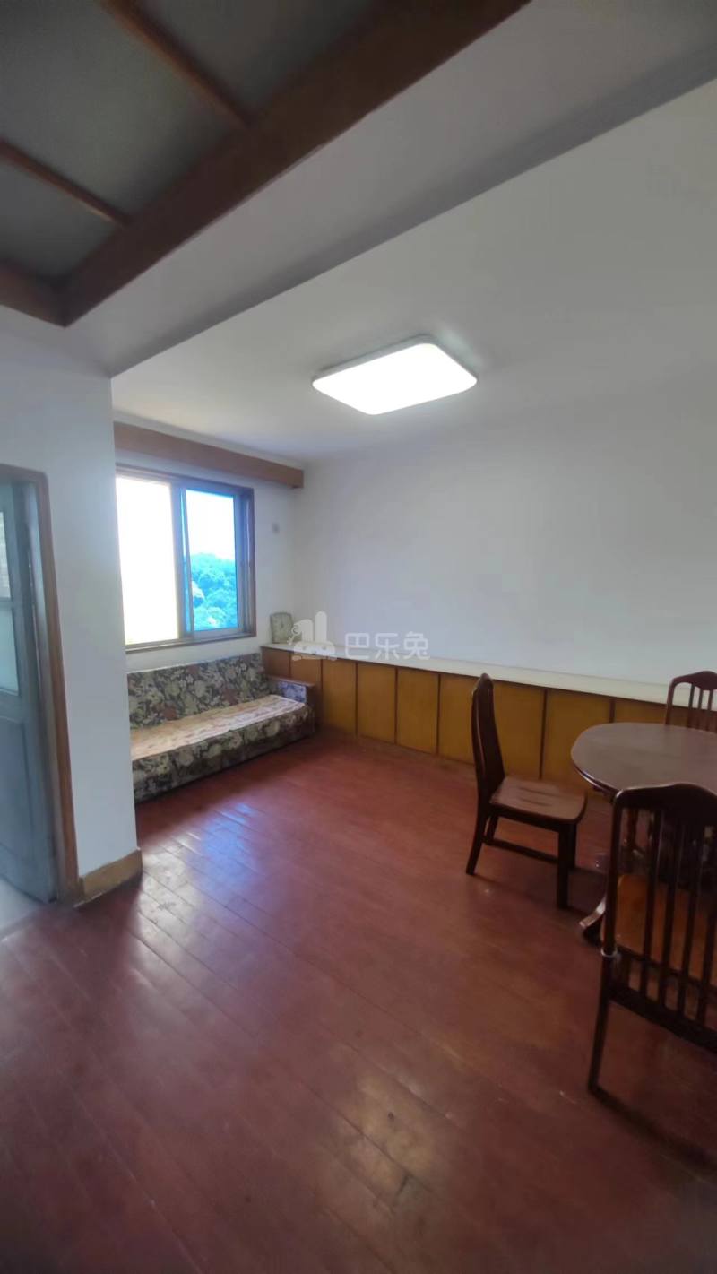 佳盛花园10875742客厅图12