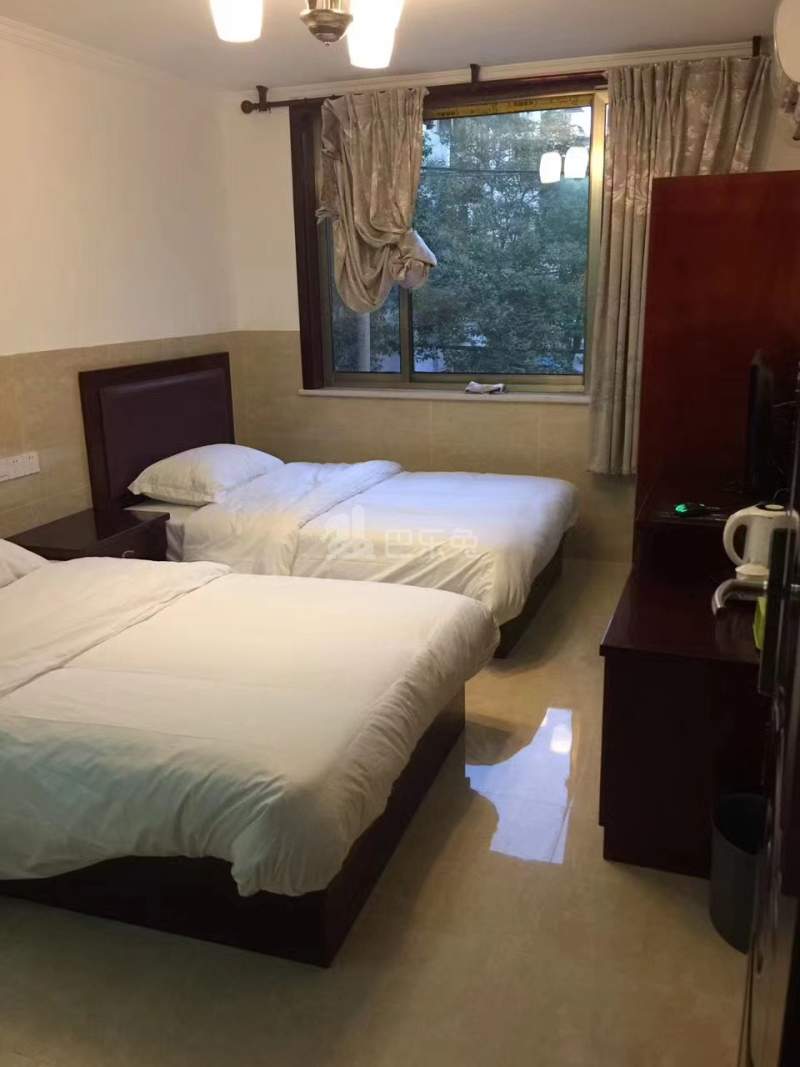 湖心花园10876295卧室图1