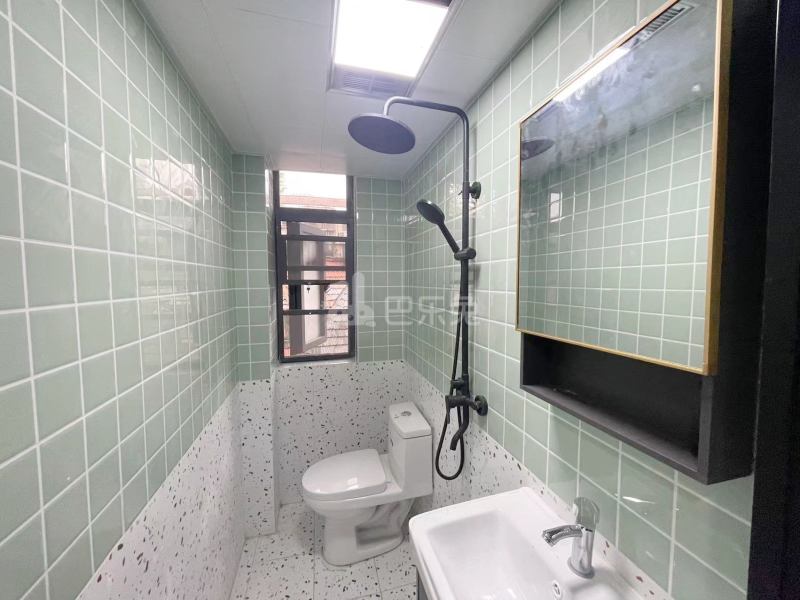 琥珀巷小区10876428卫生间图5