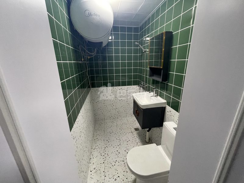 棉鞋营小区10876461卫生间图5