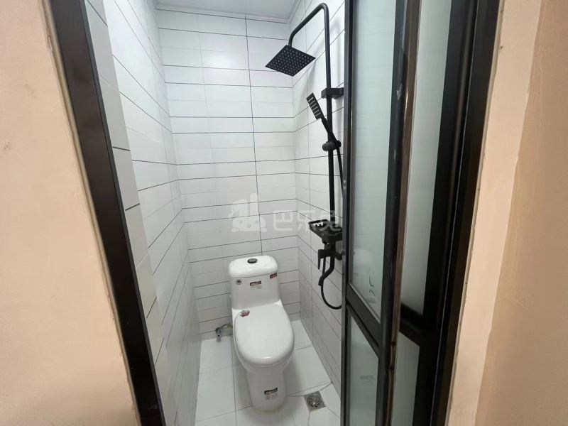 来凤里小区10876507卫生间图1