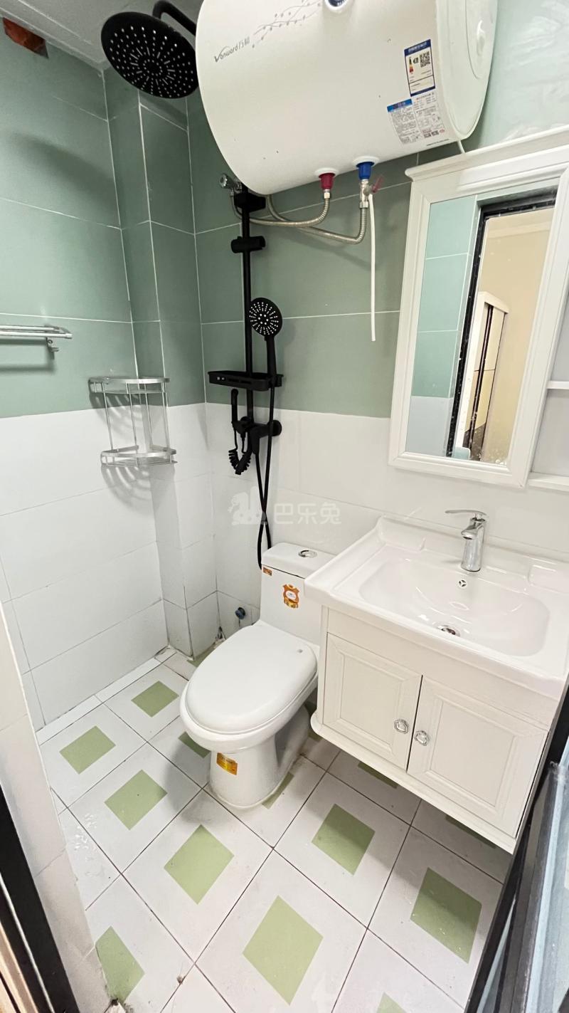 象房村小区10876595卫生间图4