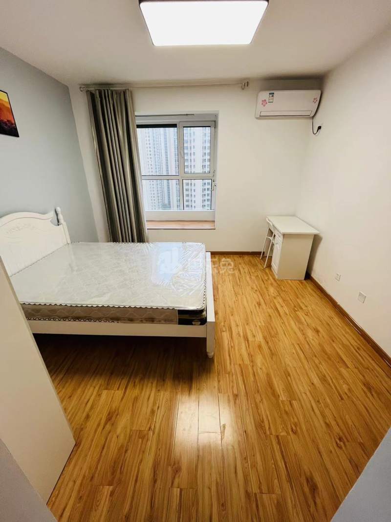 弘阳旭日上城二区10893555卧室图1