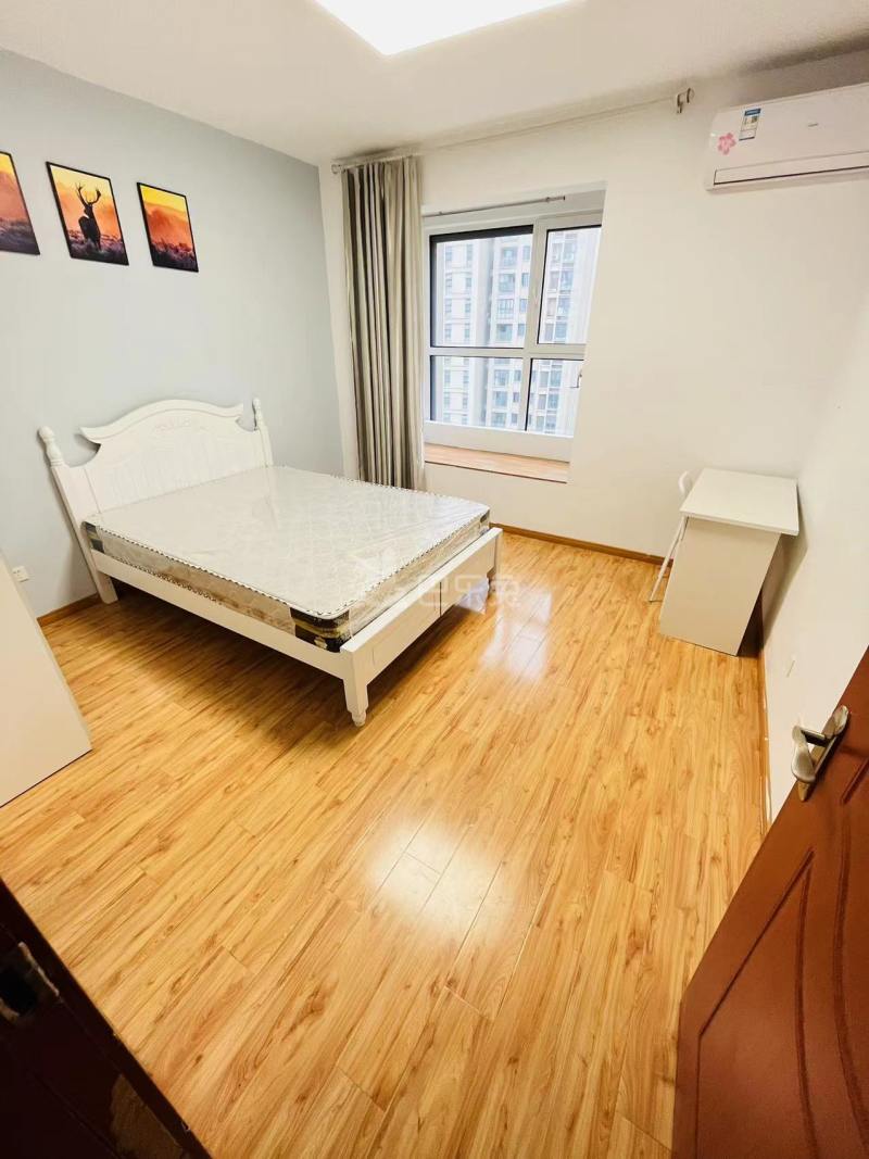 弘阳旭日上城二区10893555卧室图0