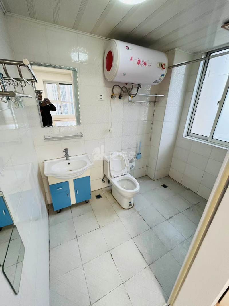 弘阳旭日上城二区10893555卫生间图4