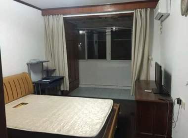 凤凰西街114号 2室1厅1卫