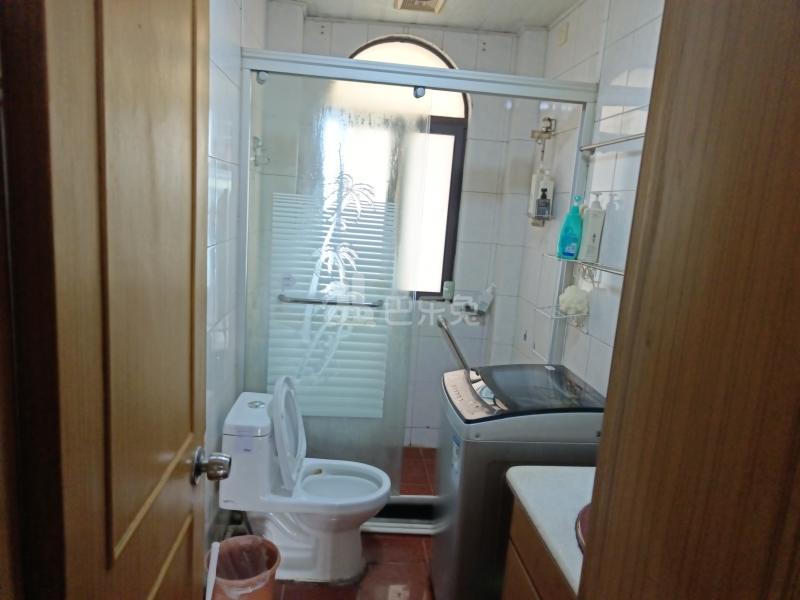 幸福第一公寓10905077卫生间图10