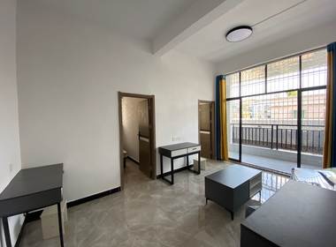 长湴村 2室1厅1卫