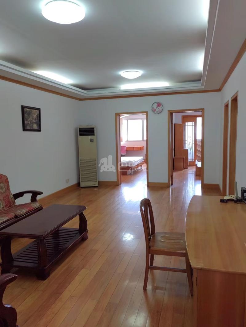 天山路1号10912185卧室图5