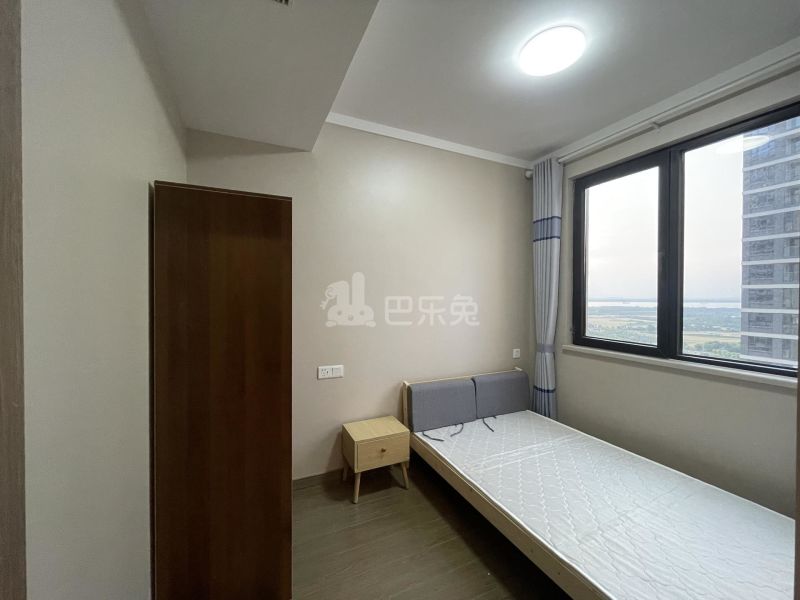 龙湖水晶郦城10913057卧室图1