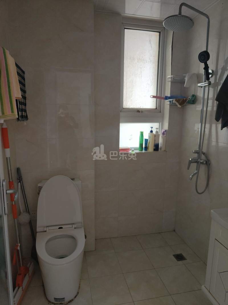 南京绿地国际花都2期10913089卫生间图5