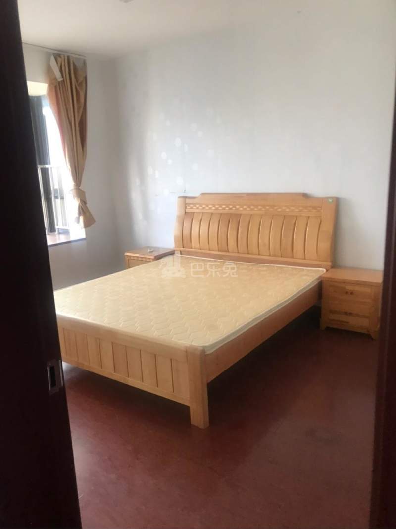 滨江华苑10913146卧室图0