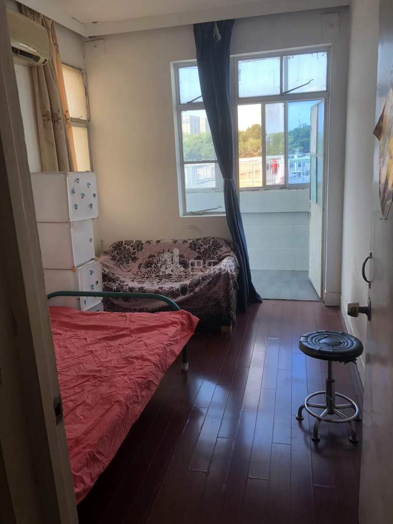 场门口小区10915368卧室图4