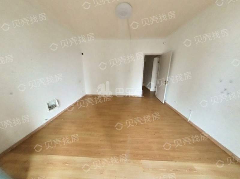 世茂外滩新城2期10923022卧室图7