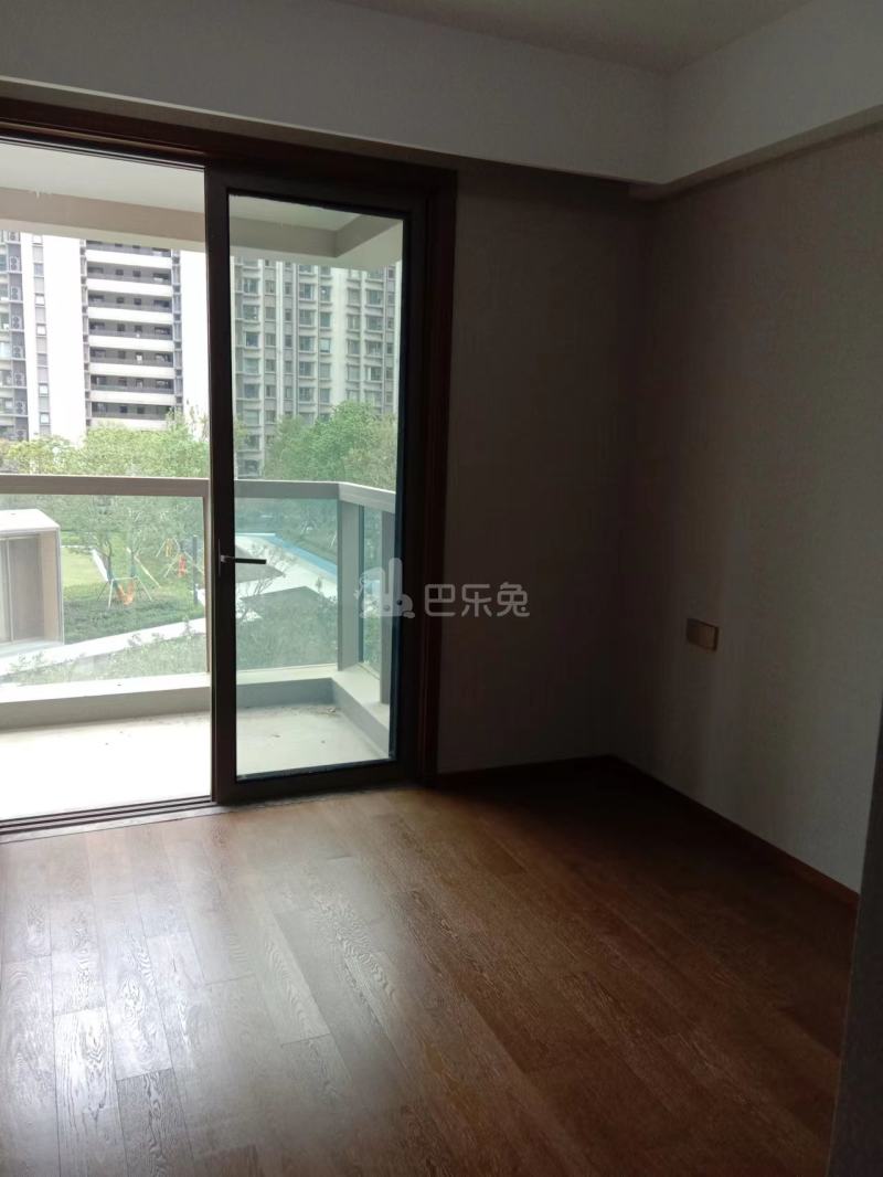 星河国际（天颂花园）10931830卧室图2