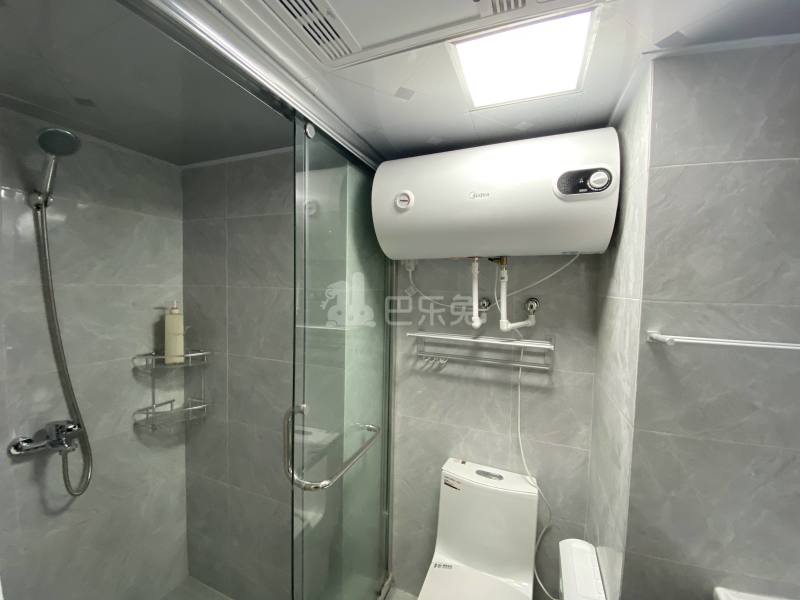 龙湖北宸星座10933759卫生间图9