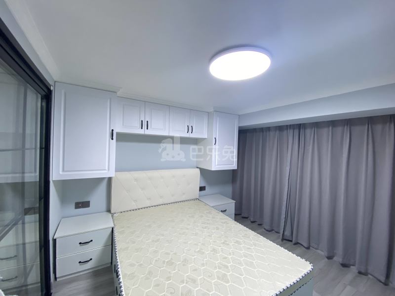 龙湖北宸星座10933818卧室图0