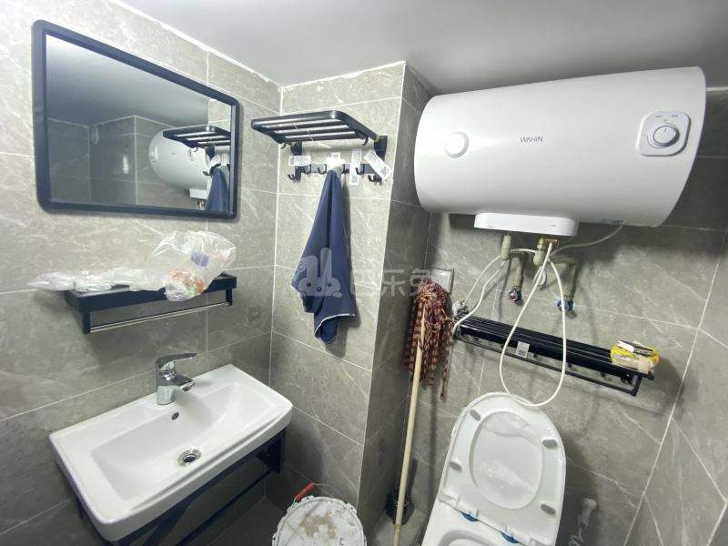 龙湖北宸星座10933848卫生间图6