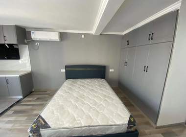 明发银河城 1室1厅1卫