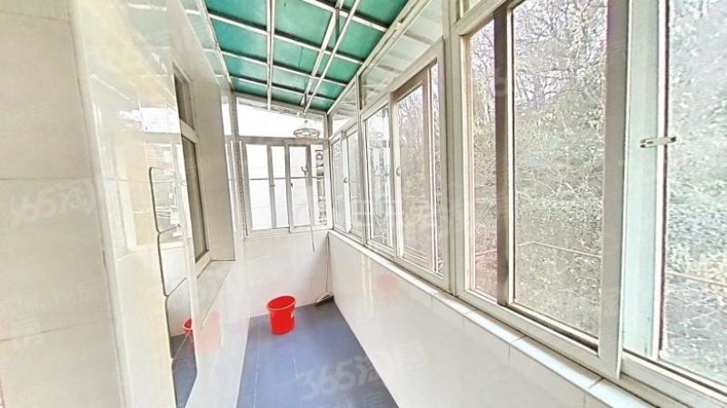 虎踞关43号小区10934691卧室图5