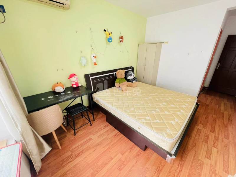 金城丽景南区10942258卧室图0