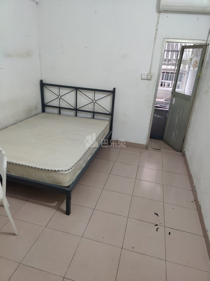 南山村10943436卧室图0