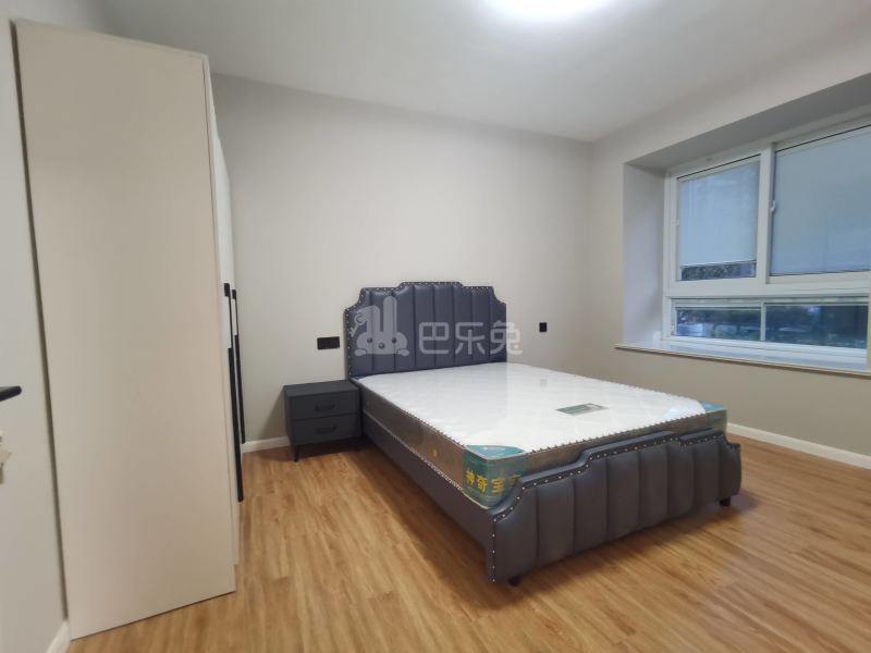 紫晶美域10952134卧室图2