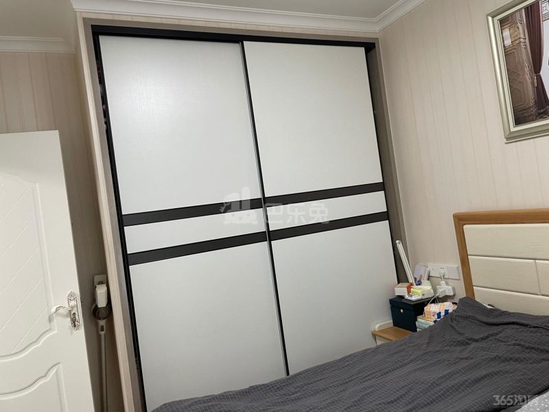 天印花园10952292卧室图0