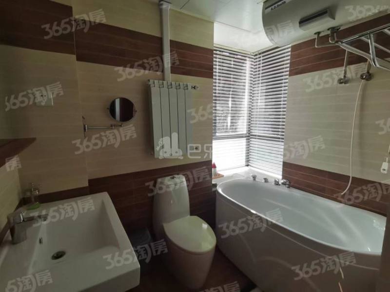 诚基名苑10952566卫生间图5