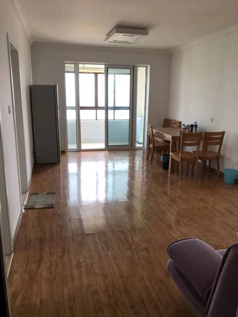 亚东同城逸境10965019卧室图8