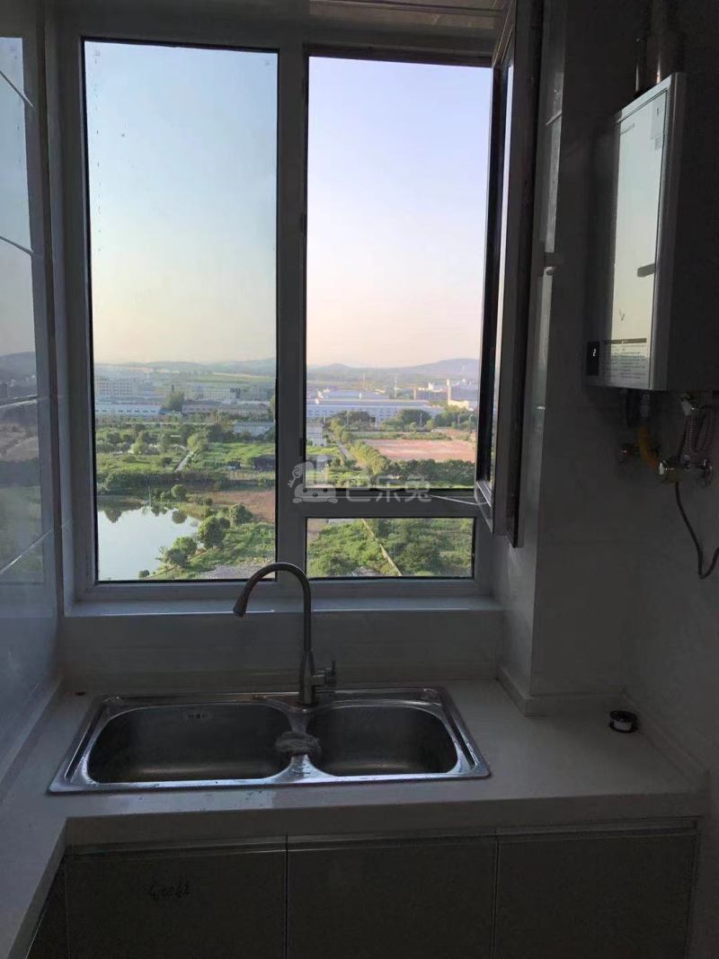 亚东同城逸境10965019卧室图0