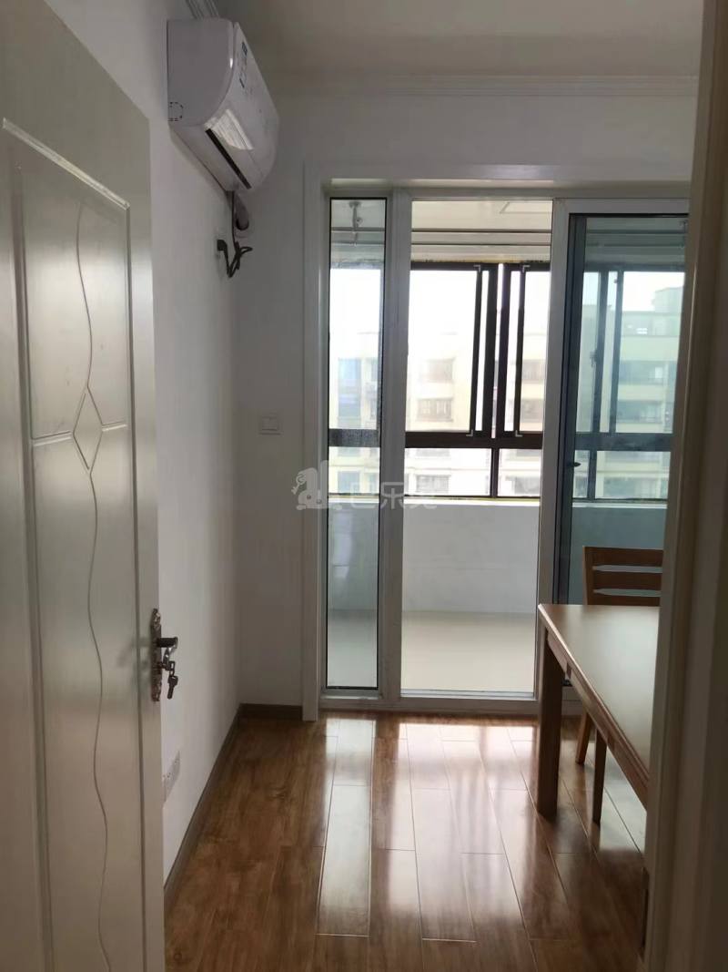 亚东同城逸境10965019卧室图3