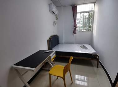 迎春街27号 1室0厅1卫