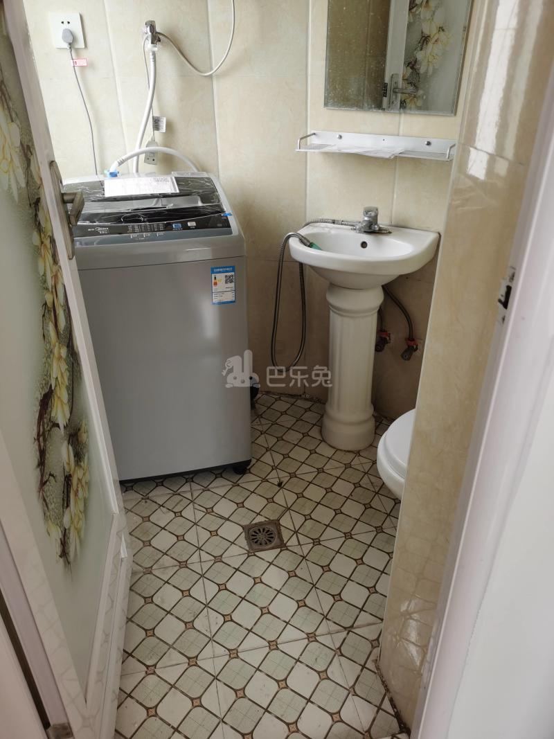 迎春街27号10965932卫生间图4