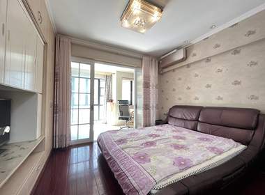 来凤里小区 2室1厅1卫