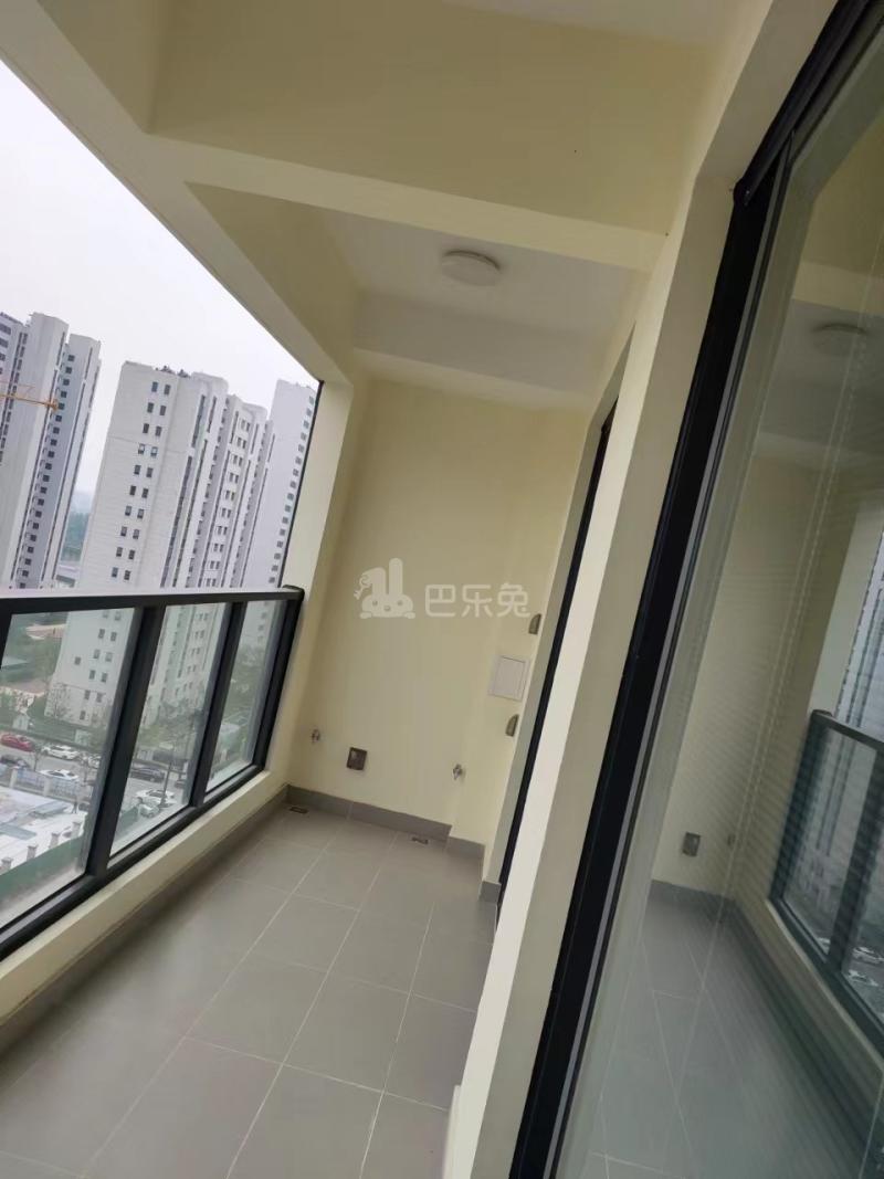 扬子江金茂悦10982614卧室图3