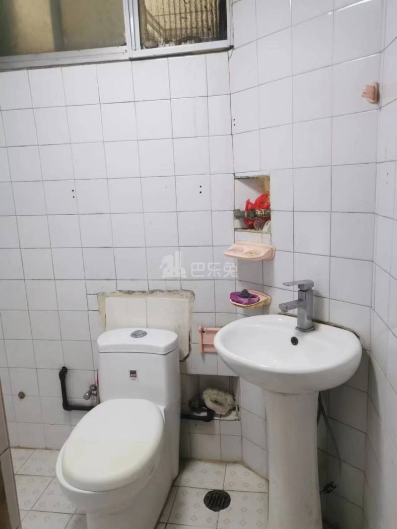 江苏路140号10982907卫生间图3