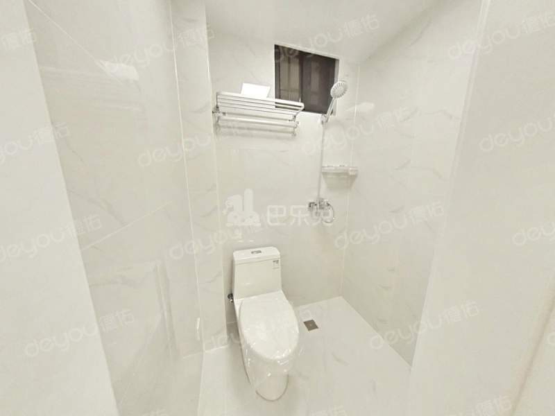 新天地花园10999666卫生间图2