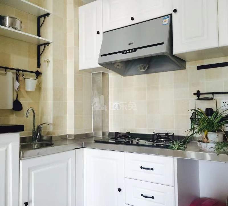 万和尊邸11013971卧室图2