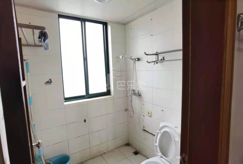 汇景新苑11018711卫生间图4