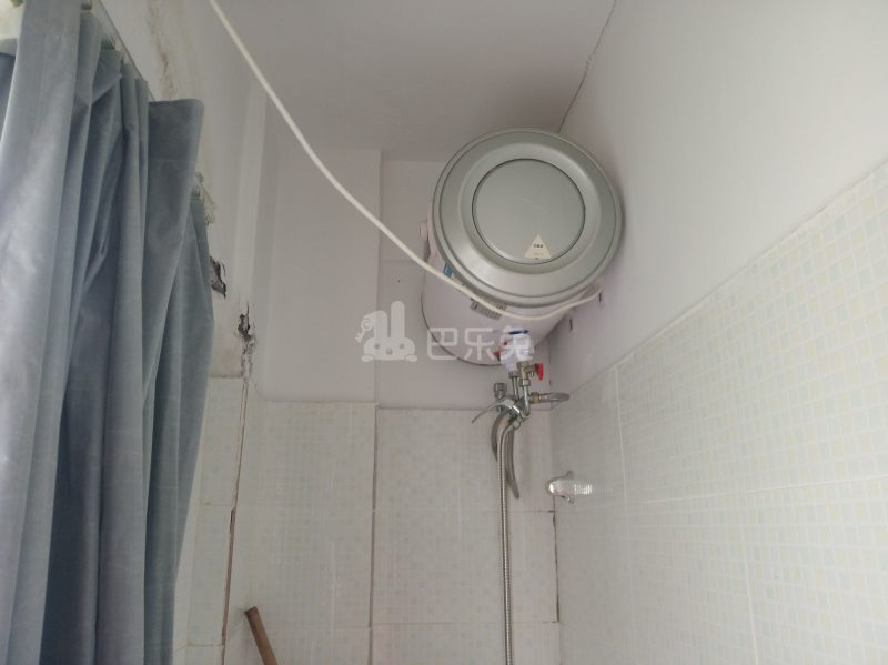 月亮湾花园1101264卫生间图4