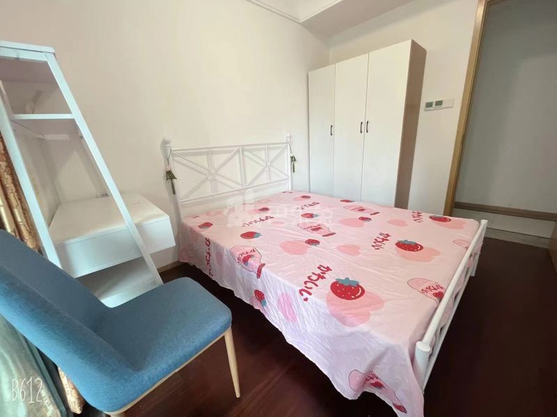 中海左岸澜庭11046189周边环境图1