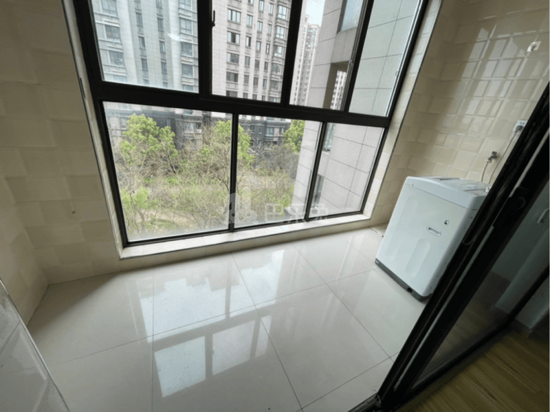 滨江华苑11057901周边环境图1