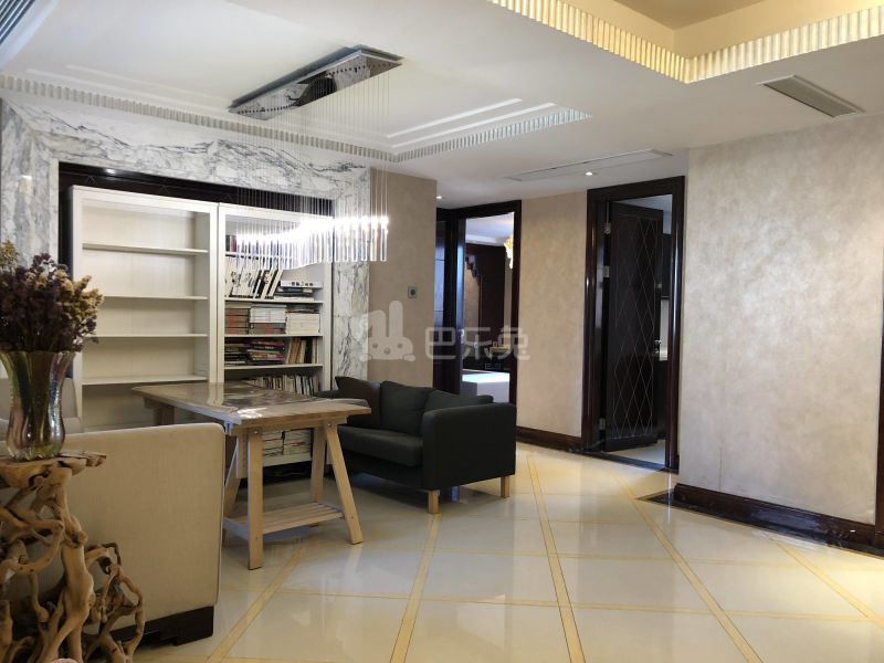 嘉业国际城11074568卧室图4