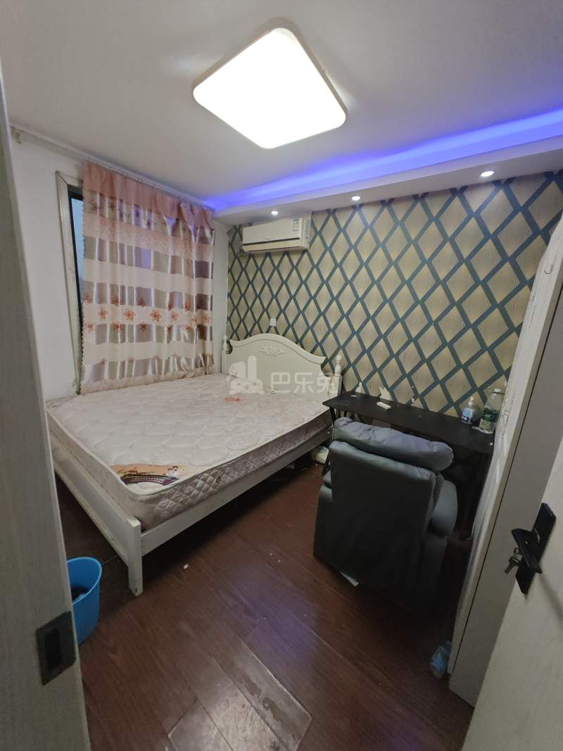 佘北家园茸达苑11087542卧室图1