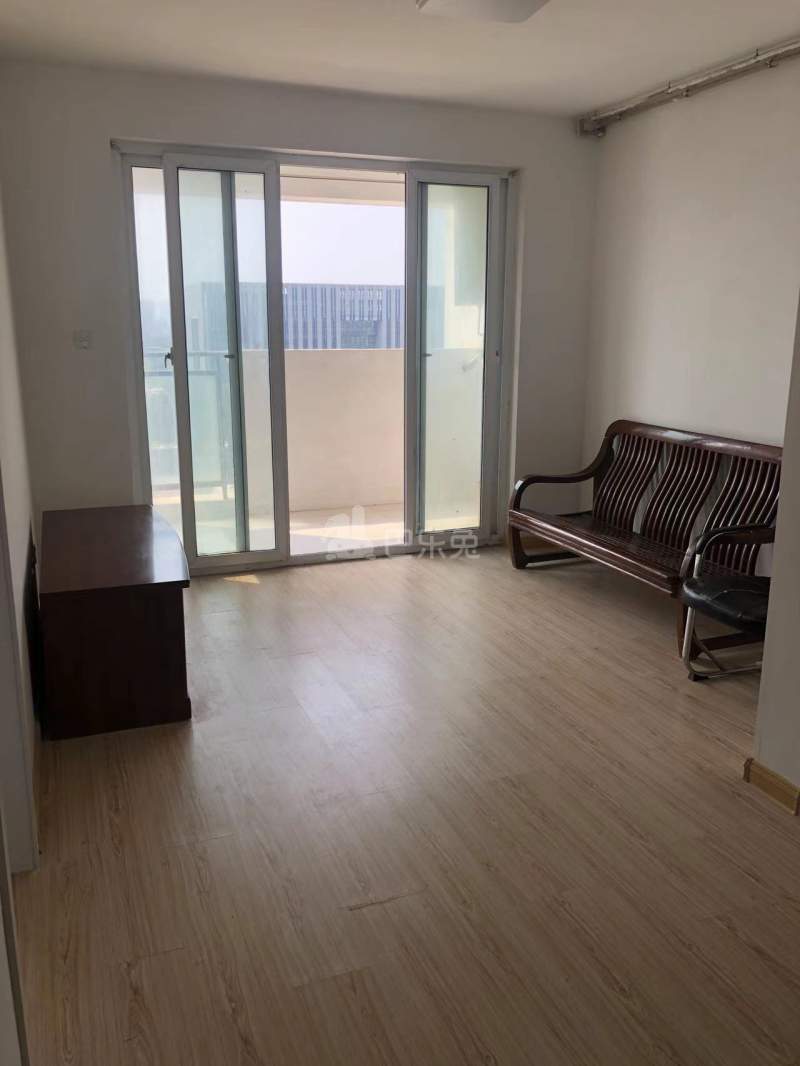 山水金盾花园11096042卧室图2