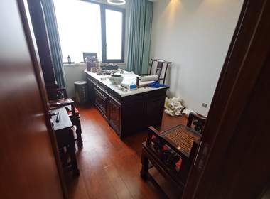 五矿崇文金城 4室2厅3卫