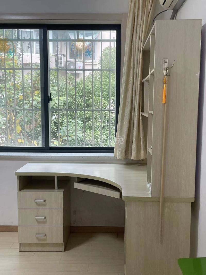 汉北街8号小区11134863卧室图0