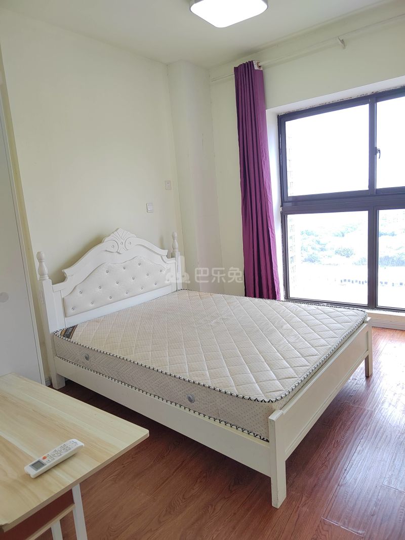 东方万汇国际公寓（东方万汇城南区）11199752卧室图8